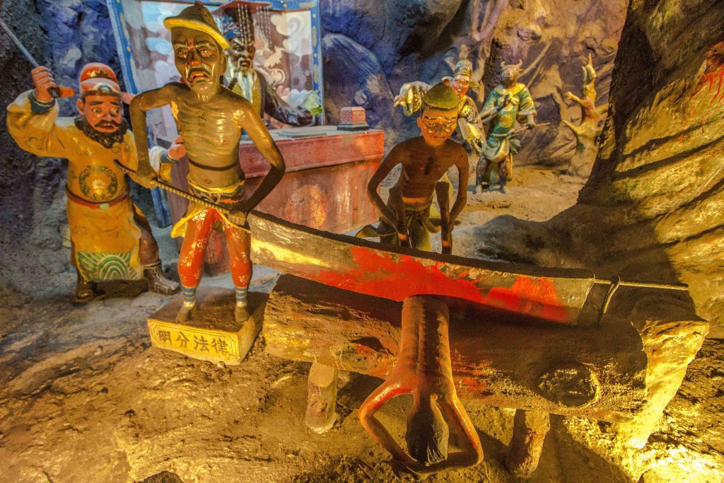 Looking for free things to do in Singapore, or just something off the beaten path? Look no further than Haw Par Villa, a truly unusual museum-cum-theme park that’s free to visit. Ten Courts of Hell is the most popular exhibit, depicting the Buddhist concept hell in all its gruesomeness.